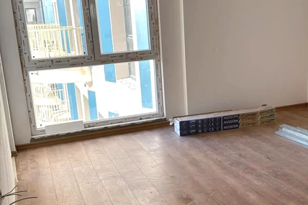 Shtepi me qera Apartament ne Tirane, 1+1, Mobilimi Pjeserisht e mobiluar, Pagesa 600  Euro.