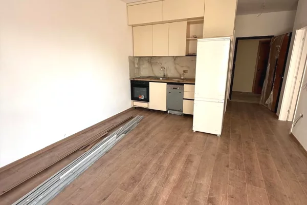Shtepi me qera Apartament ne Tirane, 1+1, Mobilimi Pjeserisht e mobiluar, Pagesa 600  Euro.