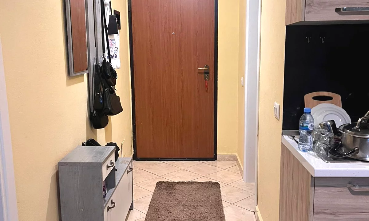 Appartamento in affitto a Tirana 1+1, Arredato