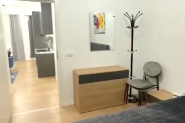 Shtepi ne shitje Apartament ne Tirane, 2+1, Mobilimi E mobiluar, Pagesa 130,000  Euro.