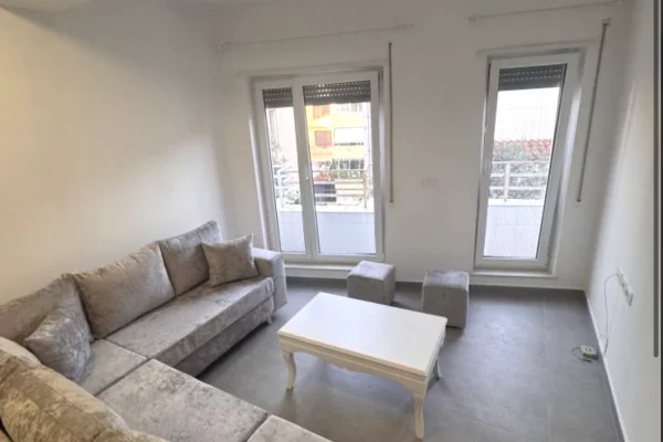 Jepet me qira apartament 2+1 me parkim – Kodra e Diellit 1