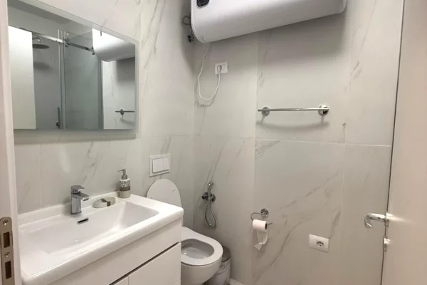 APARTAMENT 2+1 ME QIRA – MYSLYM SHYR