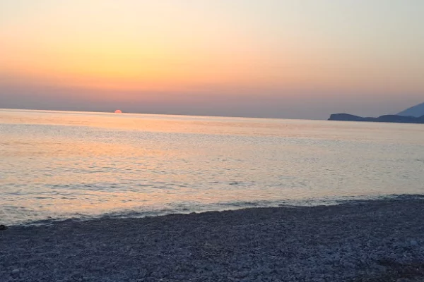 Truall ose Toke ne Himare - 150,000 Euro