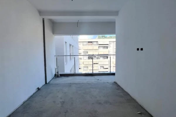 Apartment for sale in Tirana 2+1, Emty