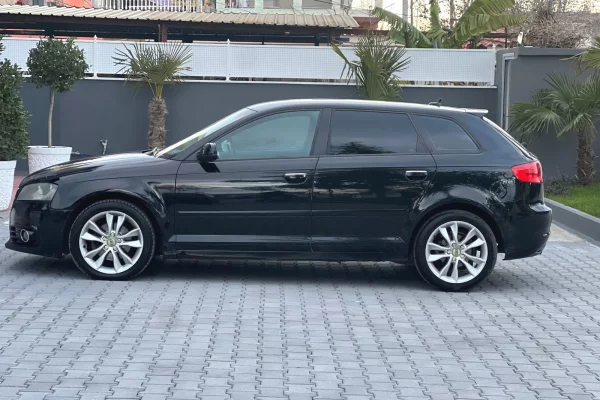 Cars for sale in Fier - 5,700 Euro