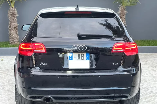 Cars for sale in Fier, Audi, 2012 Diesel,Kambio Automatik Payment 5,700  Euro.