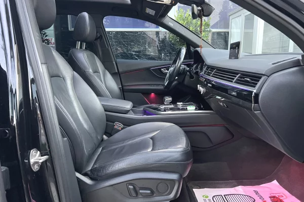 Makina ne shitje ne Fier, Audi, 2017 Benzine,Kambio Automatik Pagesa 19,999  Euro.