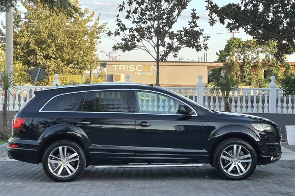 Cars for sale in Fier, Audi, 2013 Diesel,Kambio Automatik Payment 8,500  Euro.