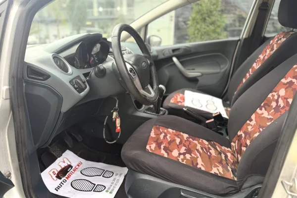 Cars for sale in Fier, Ford, 2009 gasoline-gas,Kambio Manual Payment 3,300  Euro.