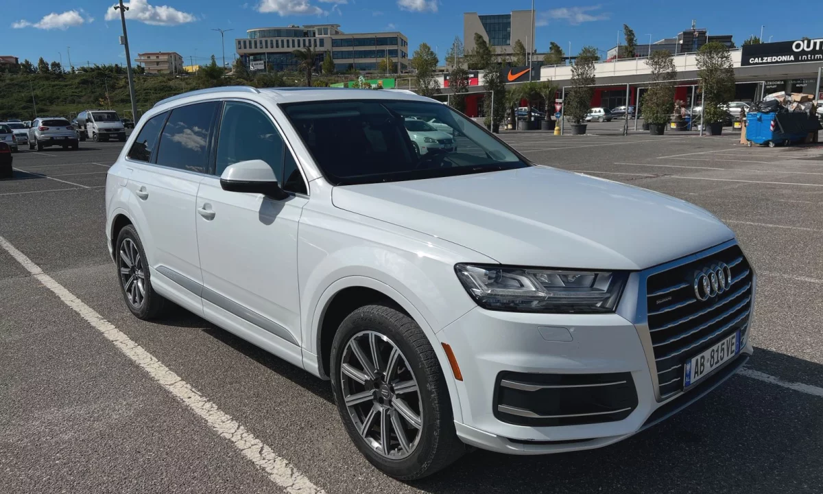 Makine Premium me qera Audi Q7