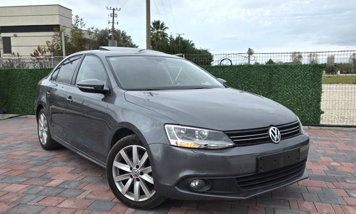 Volkswagen Jetta me Qera