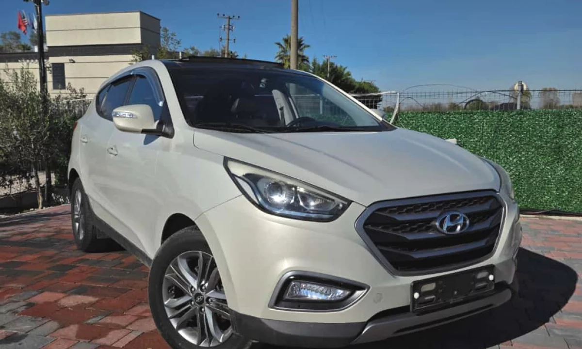 Hyundai Tucson me Qera