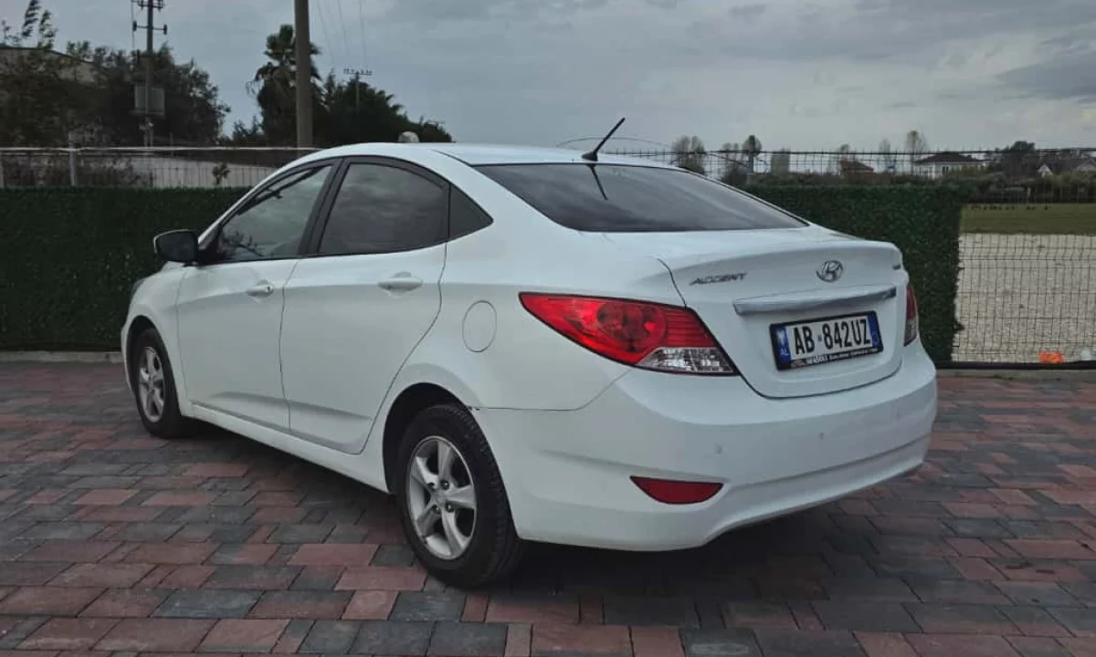 Makine me Qera Hyundai Avent