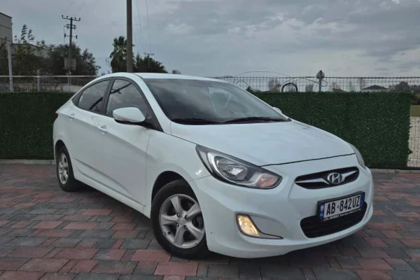 Makina me qera ne Tirane - 25 Euro