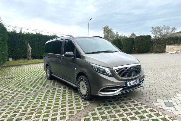 Makina me qera ne Tirane - 100 Euro