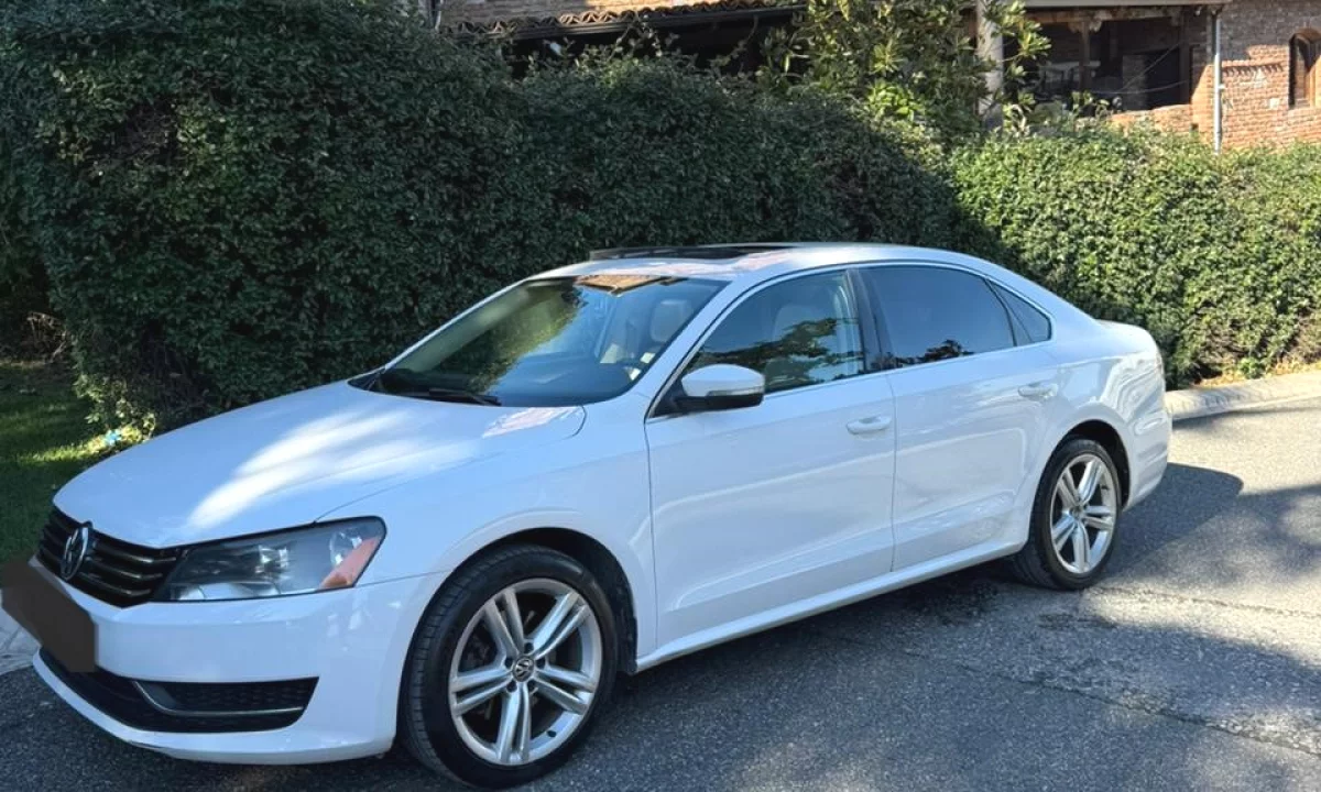 Makine me Qera Passat SEL