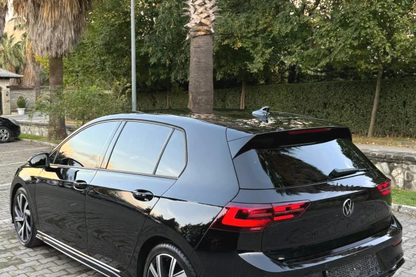 Car Rental in Tirana - 100 Euro