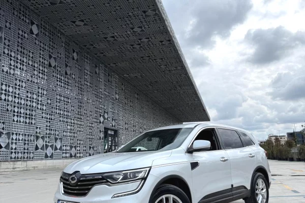 Reno Koleos nafte automatike duke nisur nga 45 euro dita