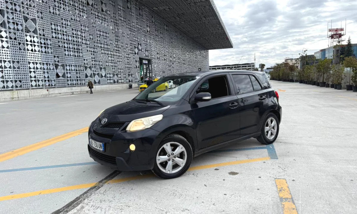 Toyota nafte nisur nga 25 euro dita