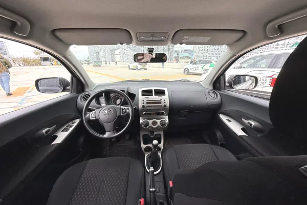 Toyota nafte nisur nga 25 euro dita