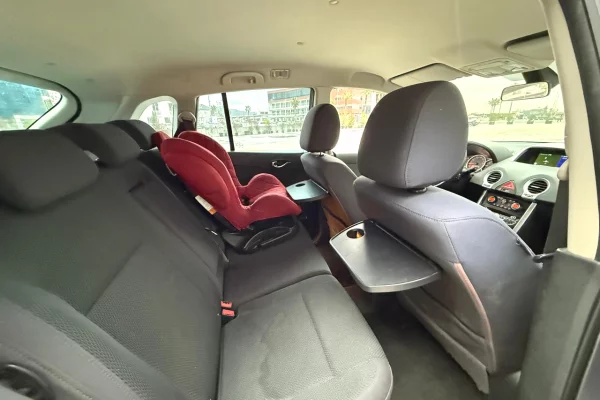 Renault Koleos 2.0 nafte duke nisur nga 25 euro ne dite