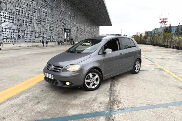 Car Rental in Tirana - 22 Euro