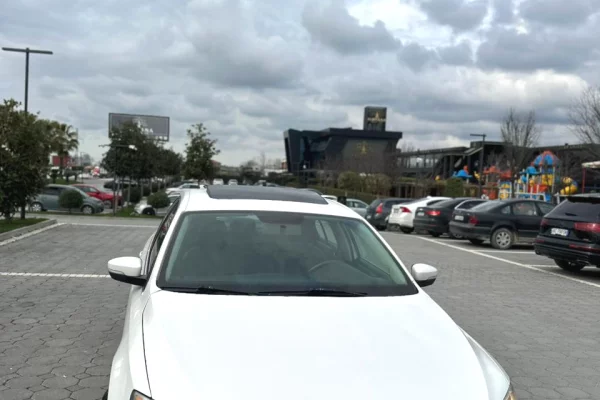 Car Rental in Tirana - 35 Euro