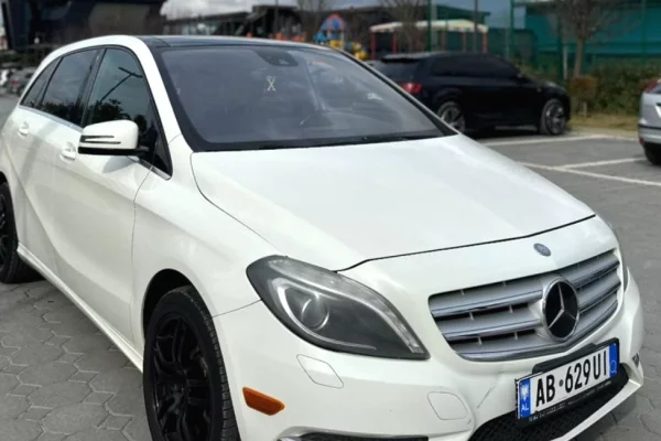 Car Rental in Tirana - 40 Euro