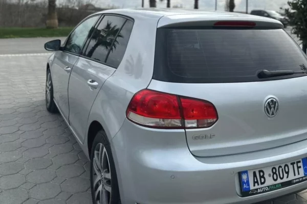 🚘 Volkswagen Golf 6 – Automat | 1.6 Diesel duke nisur nga 35 euro dita