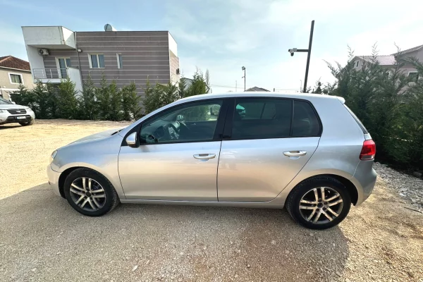 Car Rental in Tirana - 35 Euro