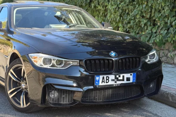 BMW 320d – M-Sport Look | Automatike | Panoramë duke filluar nga 50 euro dita