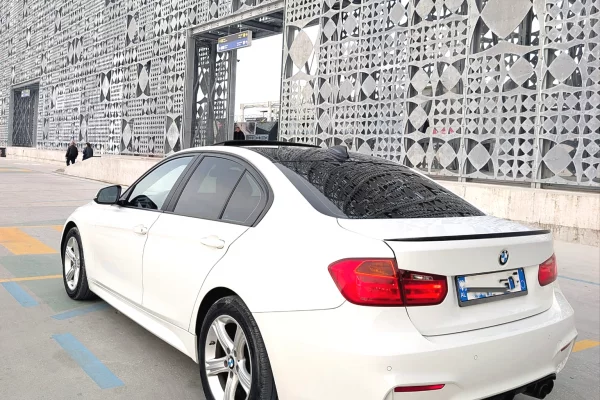 BMW 3 Series – Automat | 2.0 Dieselduke filluar nga 30 euro dita