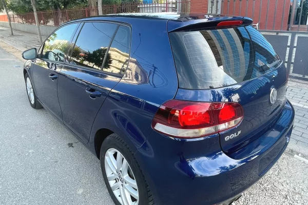  Volkswagen Golf 6 – 2.0 TDI | Manual