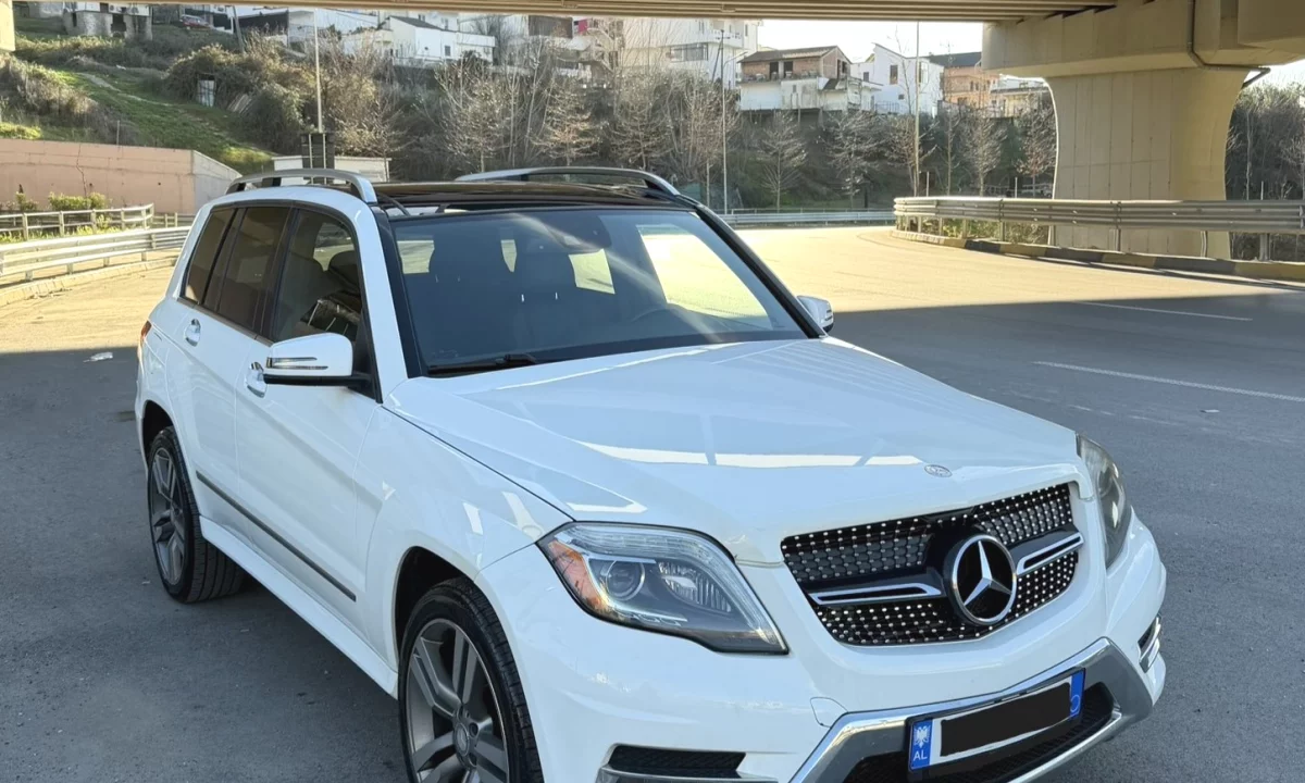Makina ne shitje ne Tirane, Mercedes-Benz, 2015 Diesel,Kambio Automatik Pagesa 13,800  Euro.