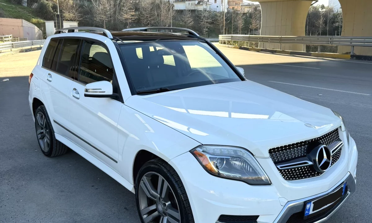 Auto in Vendita a Tirana, Mercedes-Benz, 2015 Diesel,Kambio Automatik Pagamento 12,900  Euro.