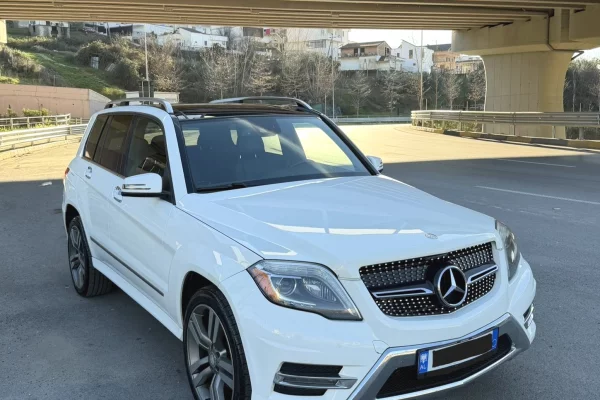 Makina ne shitje ne Tirane - 13,800 Euro