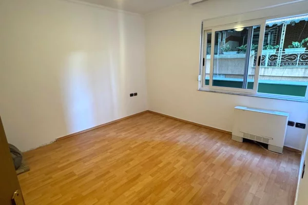 Shtepi ne shitje 2+1 ne Tirane - 350,000 Euro