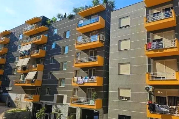 Shtepi ne shitje 2+1 ne Tirane - 120,000 Euro