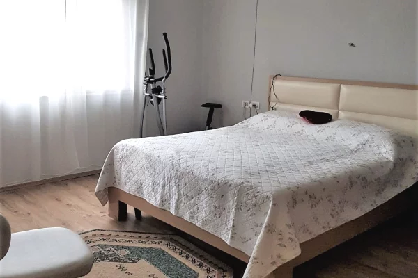 Shtepi me qera 1+1 ne Tirane - 480 Euro