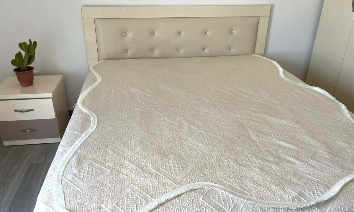 Appartamento in affitto a Tirana 2+1, Arredato