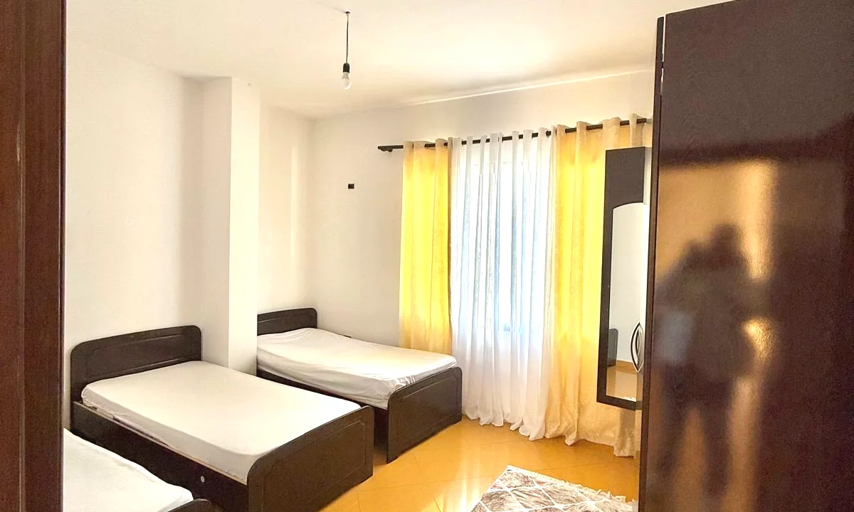 Appartamento in affitto a Tirana 1+1, Arredato