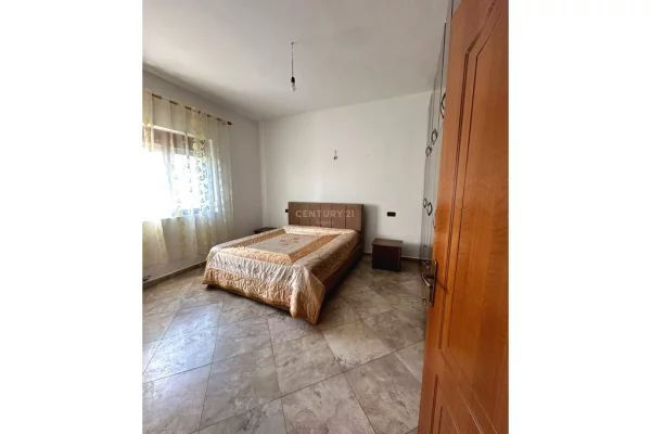 Shtepi me qera Apartament ne Tirane, 2+1, Mobilimi E mobiluar, Pagesa 50,000  Leke.
