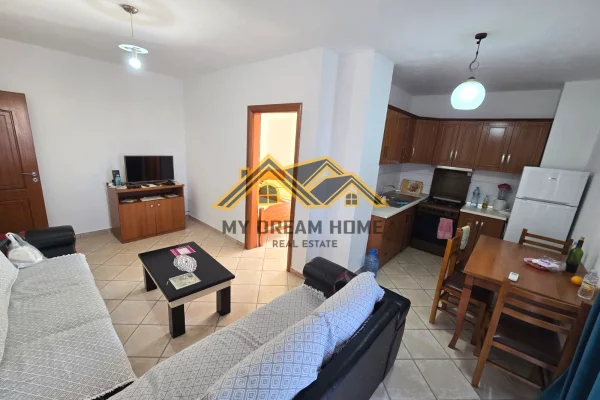 Shtepi me qera 2+1 ne Durres - 400 Euro