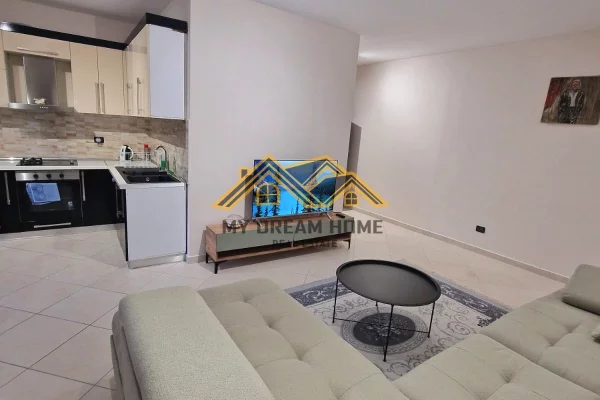 Shtepi ne shitje Apartament ne Durres, 2+1, Mobilimi E mobiluar, Pagesa 146,000  Euro.