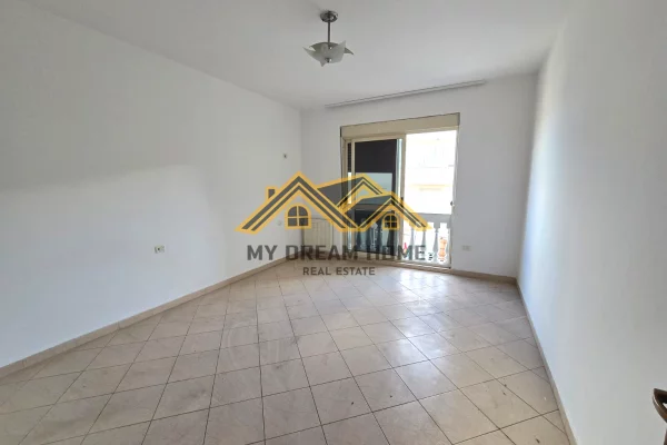 Apartment for sale in Durres 2+1, Emty