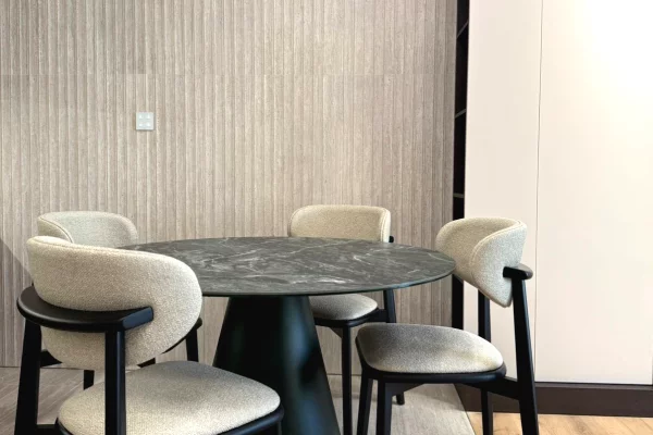 Shtepi me qera Apartament ne Tirane, 1+1, Mobilimi E mobiluar, Pagesa 1,200  Euro.