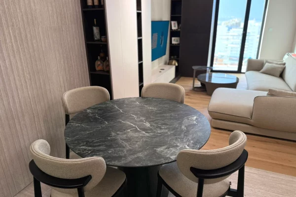 Shtepi me qera Apartament ne Tirane, 1+1, Mobilimi E mobiluar, Pagesa 1,200  Euro.