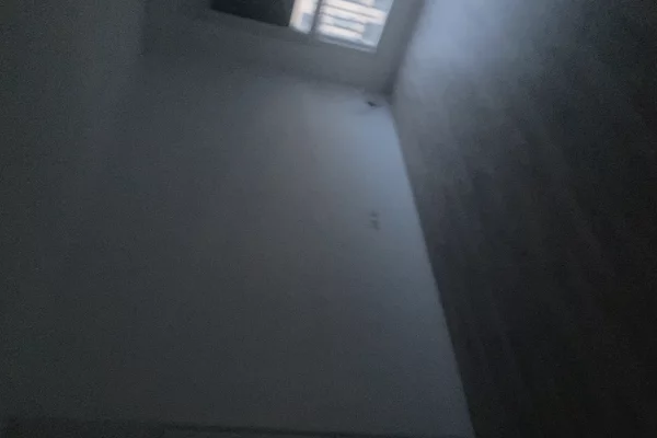 Shtepi me qera Apartament ne Tirane, 3+1, Mobilimi Bosh, pa mobiluar, Pagesa 620  Euro.