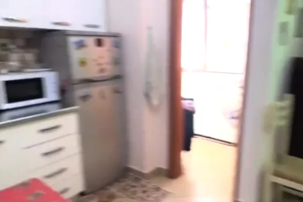 Shtepi ne shitje Apartament ne Tirane, 2+1, Mobilimi Pjeserisht e mobiluar, Pagesa 14,000,000  Leke.