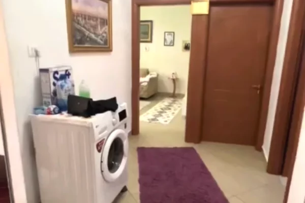 Shtepi ne shitje 2+1 ne Tirane - 14,000,000 Leke